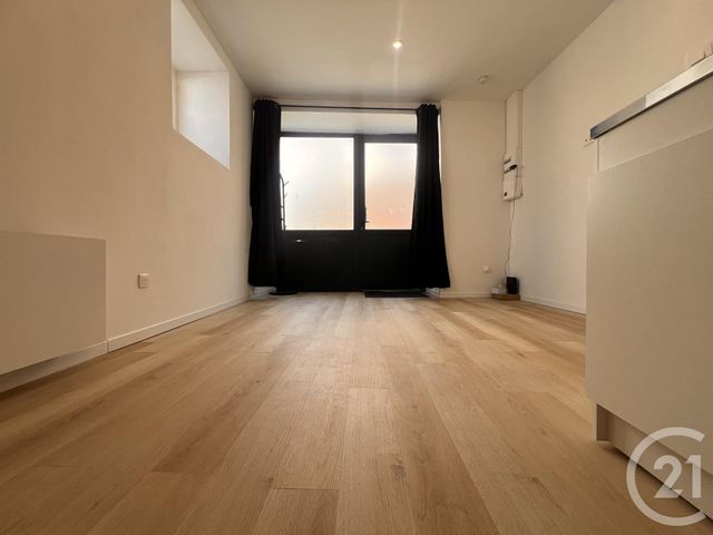 Appartement F1 à louer - 1 pièce - 17 m2 - Ille Sur Tet - 66 - LANGUEDOC-ROUSSILLON