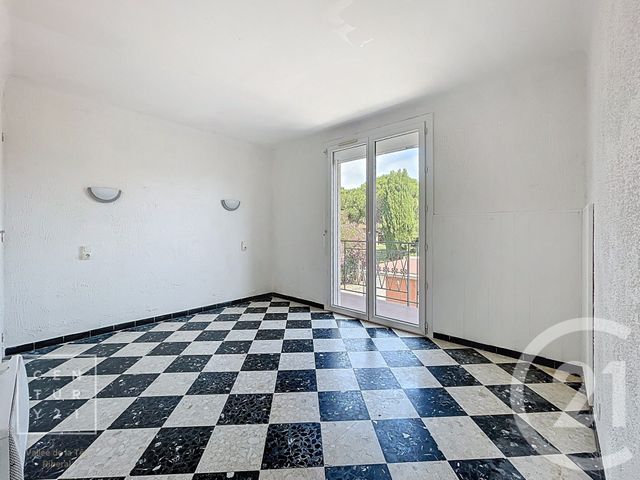 Appartement F4 à vendre - 4 pièces - 82,27 m2 - Corneilla La Riviere - 66 - LANGUEDOC-ROUSSILLON