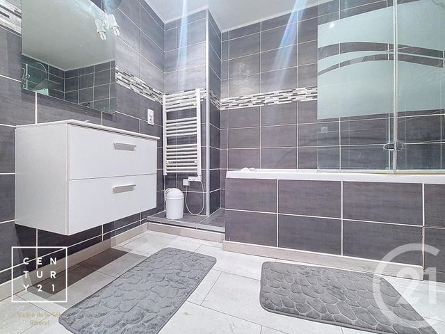 Maison à louer - 3 pièces - 80 m2 - Vinca - 66 - LANGUEDOC-ROUSSILLON