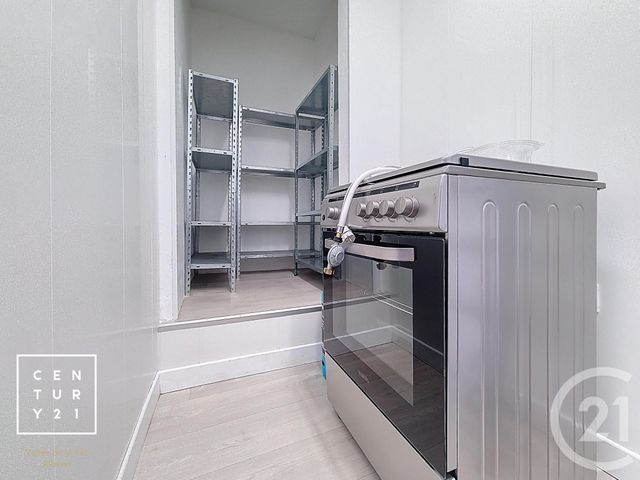 Appartement Local à louer - 2 pièces - 25 m2 - Ille Sur Tet - 66 - LANGUEDOC-ROUSSILLON