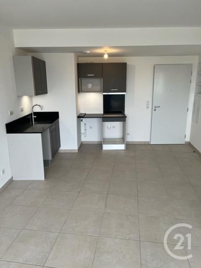 Appartement F2 &agrave; louer - 2 pi&egrave;ces - 44 m2 - Canet En Roussillon - 66 - LANGUEDOC-ROUSSILLON