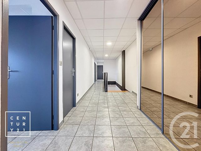 Appartement Local &agrave; louer - 6 pi&egrave;ces - 150 m2 - Toulouges - 66 - LANGUEDOC-ROUSSILLON