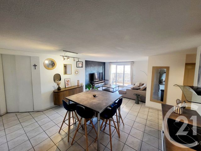 Appartement F3 &agrave; louer - 3 pi&egrave;ces - 67,08 m2 - St Esteve - 66 - LANGUEDOC-ROUSSILLON