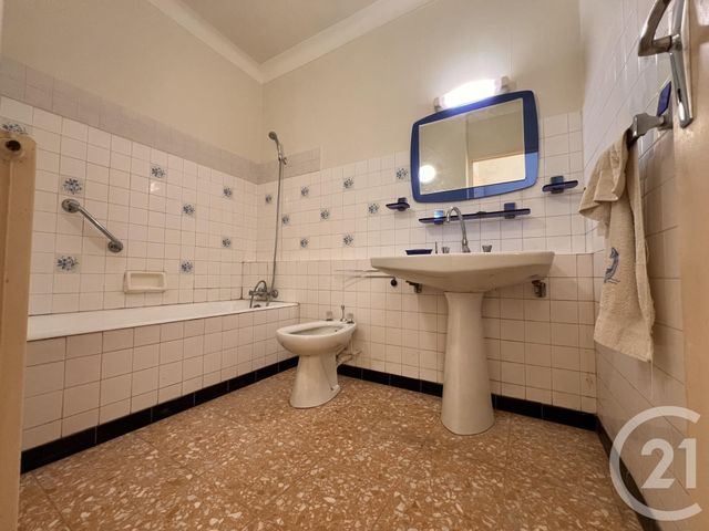 Maison &agrave; louer - 5 pi&egrave;ces - 139 m2 - Perpignan - 66 - LANGUEDOC-ROUSSILLON