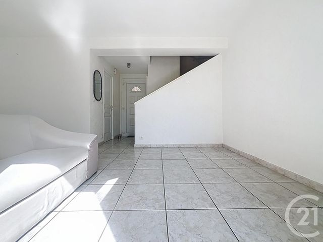 Maison &agrave; louer - 3 pi&egrave;ces - 59 m2 - Baho - 66 - LANGUEDOC-ROUSSILLON