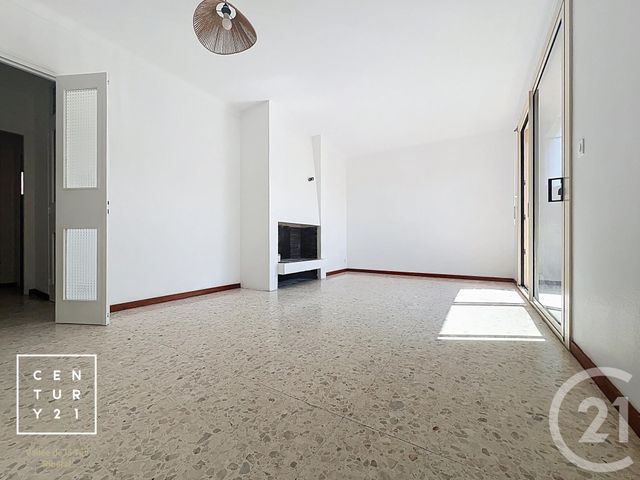 Maison &agrave; louer - 3 pi&egrave;ces - 79 m2 - Ille Sur Tet - 66 - LANGUEDOC-ROUSSILLON