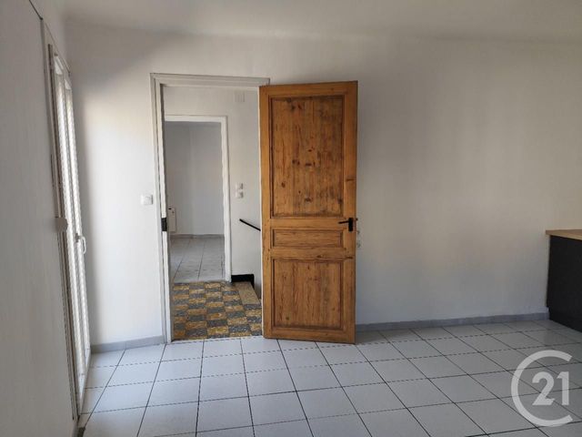 Appartement &agrave; louer - 3 pi&egrave;ces - 81,78 m2 - Pezilla La Riviere - 66 - LANGUEDOC-ROUSSILLON