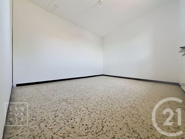 Appartement F3 bis &agrave; louer - 3 pi&egrave;ces - 81,78 m2 - Pezilla La Riviere - 66 - LANGUEDOC-ROUSSILLON