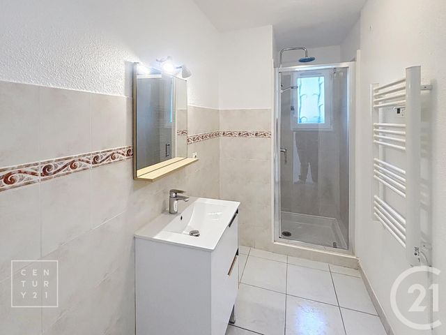 Appartement F3 &agrave; louer - 3 pi&egrave;ces - 67 m2 - Ille Sur Tet - 66 - LANGUEDOC-ROUSSILLON