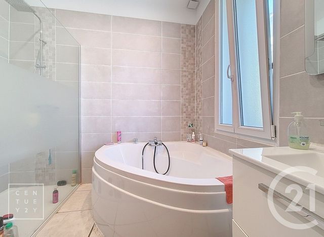 Appartement F4 &agrave; vendre - 4 pi&egrave;ces - 100 m2 - Perpignan - 66 - LANGUEDOC-ROUSSILLON