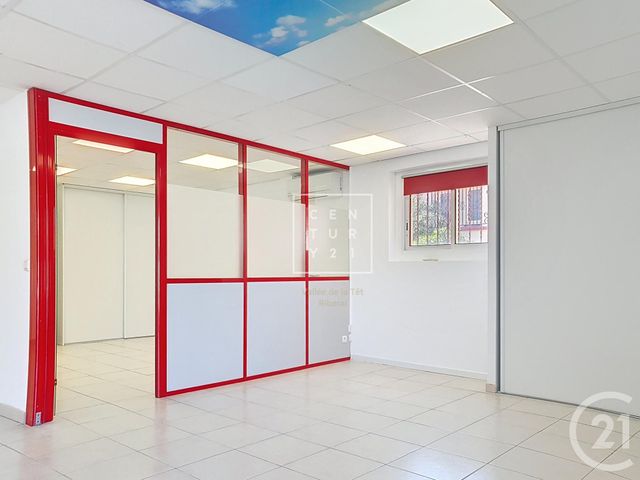 Appartement F2 &agrave; louer - 2 pi&egrave;ces - 60 m2 - St Esteve - 66 - LANGUEDOC-ROUSSILLON