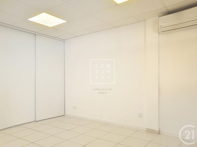 Appartement F2 &agrave; louer - 2 pi&egrave;ces - 60 m2 - St Esteve - 66 - LANGUEDOC-ROUSSILLON