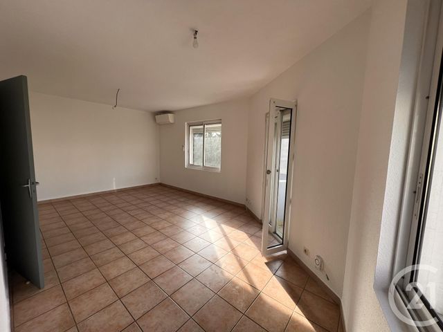 Appartement F3 &agrave; louer - 3 pi&egrave;ces - 80 m2 - Perpignan - 66 - LANGUEDOC-ROUSSILLON