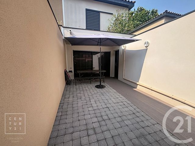 Maison &agrave; louer - 4 pi&egrave;ces - 80 m2 - Thuir - 66 - LANGUEDOC-ROUSSILLON