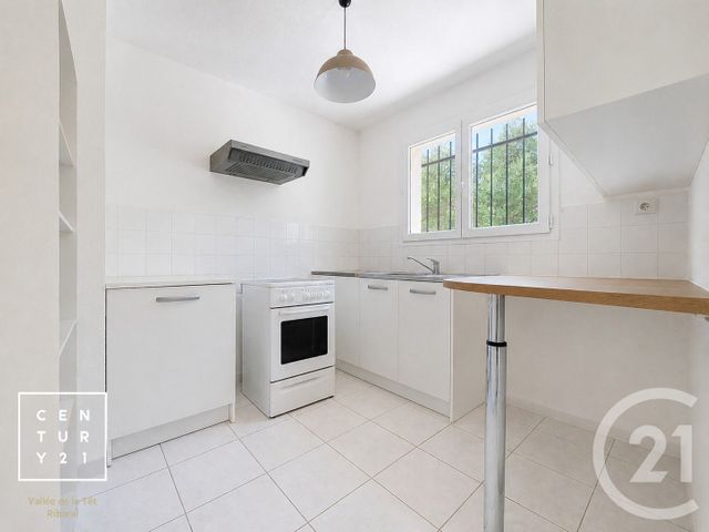 Appartement T3 &agrave; louer - 3 pi&egrave;ces - 62,40 m2 - St Esteve - 66 - LANGUEDOC-ROUSSILLON