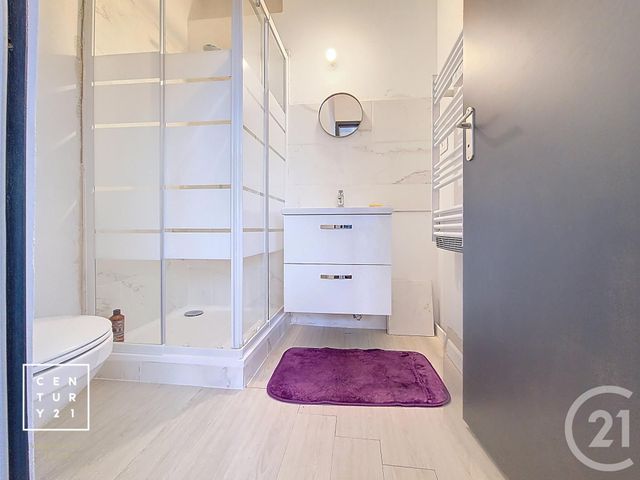 Appartement F1 &agrave; louer - 1 pi&egrave;ce - 17 m2 - Ille Sur Tet - 66 - LANGUEDOC-ROUSSILLON