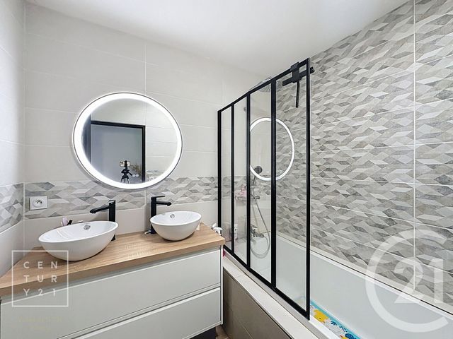 Appartement F3 à vendre - 3 pièces - 70,90 m2 - St Esteve - 66 - LANGUEDOC-ROUSSILLON