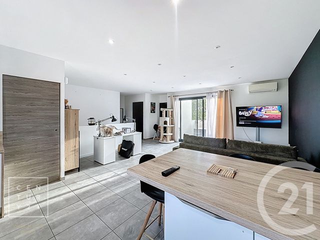 Appartement F3 à vendre - 3 pièces - 70,90 m2 - St Esteve - 66 - LANGUEDOC-ROUSSILLON